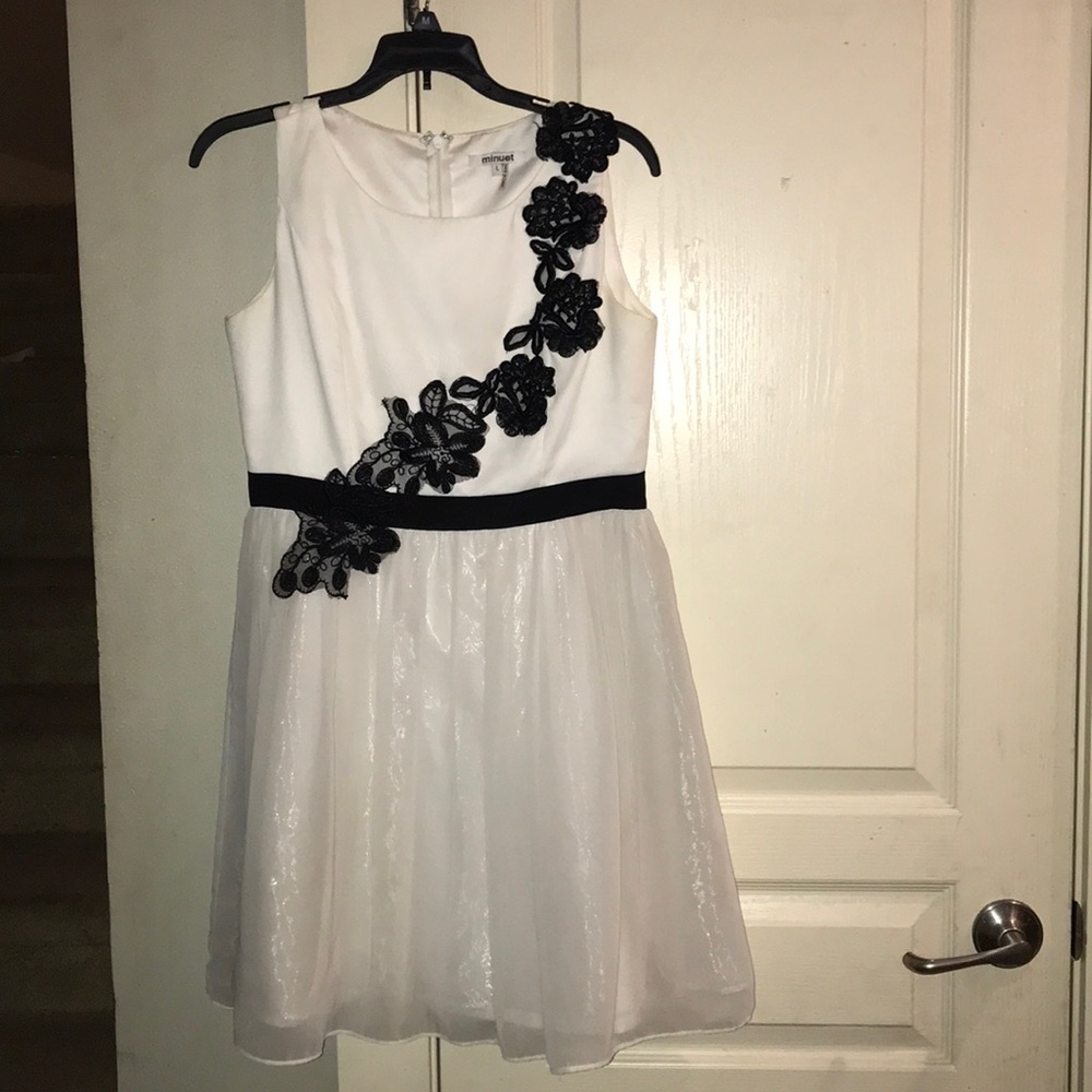 White semi-formal dress with black lace details